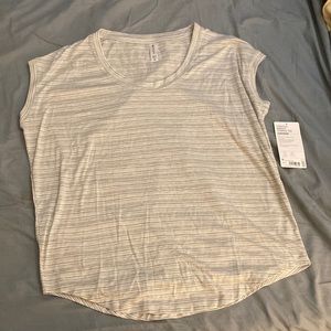 Athleta stratus breezy striped tee size medium light gray stripes